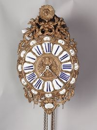 A very decorative, strong and good looking French quarter-striking lantern clock, signed Gault Fils a Paris, circa 1760 - image 3
