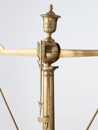 A decorative French pharmacy scale, circa 1830 - image 3