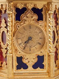 A very unusual hexagonal English 'Gothic Revival' travelling clock by Howell James, circa 1870 - image 5