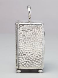 A small English silver travelling clock by William Comyns, circa 1900 - image 3