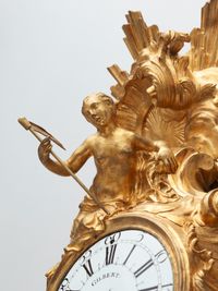 French 18th Century Louis XV bronze wall cartel clock, circa 1745 - image 4