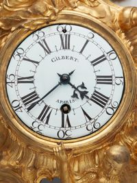 French 18th Century Louis XV bronze wall cartel clock, circa 1745 - image 3