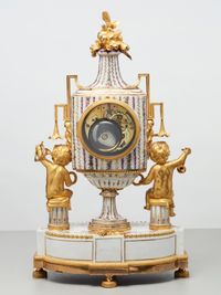 Rare French porcelain and gilt bronze mantel clock by Godon, circa 1785 - image 5