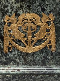 An elegant French green marble arched mantel clock, circa 1830 - image 3