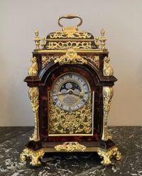 A very handsome Marwick Markham signed 19th century small bracket clock with moon phase - image 2