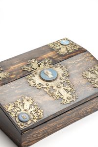 A magnificent Victorian colonial coromandel writing travel desk - image 6