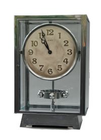 M138  Tall Reutter chrome Atmos, no 4881, 5 glasses, France circa 1930. - image 1
