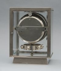M155 Nikkelen art deco JL Reutter vier glazen Atmos klok - afbeelding 3
