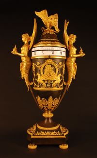 CT01 Vaseshape clock set with two ewers - image 1