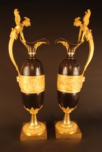 CT01 Vaseshape clock set with two ewers - image 14
