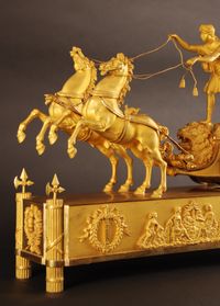 M01 French Ormolu Two Horse Chariot Clock, 'The Chariot of Telemachus'. - afbeelding 5