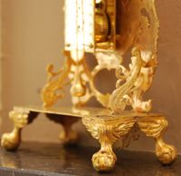 m118 Louis XV mantel clock, fire-gilt, signed by Henri Rossius A Liege. - image 4