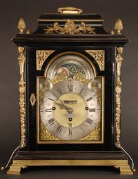 BR04 Musical bracket clock playing 4 melodies - image 2