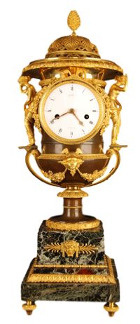 PV02 Empire mantel clock set with Medici vases, PIERRE-PHILIPPE THOMIRE - image 1