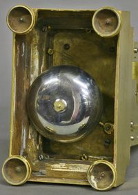 S14 Ormolu and silvered-bronze mantle clock - afbeelding 7