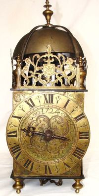 LA09 One hand lantern clock - image 2