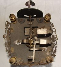LA09 One hand lantern clock - image 3
