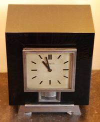 M181 Atmos clock in black with print , J.L. Reutter - image 4