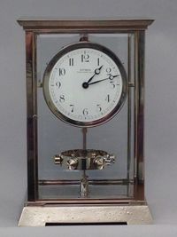 M218 Nikkelen art deco stijl J.L. Reutter Atmos vier glazen Atmos klok, hoge uitvoering - afbeelding 1