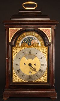 br06 Dutch table clock with date and moon phase indication - image 2