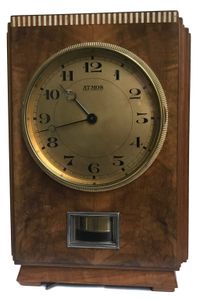 M238 Wooden Atmos clock, walnut veneers, J.L. Reutter, model LG I, No 602 - image 1