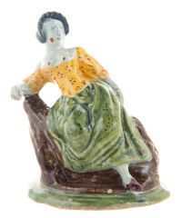 Polychroom Delfts Aardewerk Figuur van een Zittende Dame - afbeelding 1