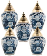 A Set of Five Blue and White Dutch Delft 'VOC' Tobacco Jars - afbeelding 1