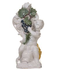A Schrezheim Faïence Statuette Representing the 'Autumn' - afbeelding 1