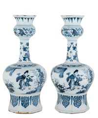A Pair Blue and White Dutch Delft 'Knobbelvases' - image 3
