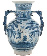 A Pair Tin-Glazed Earthenware Blue and White Vases - image 5