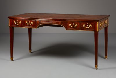 English Georgian Writing Table