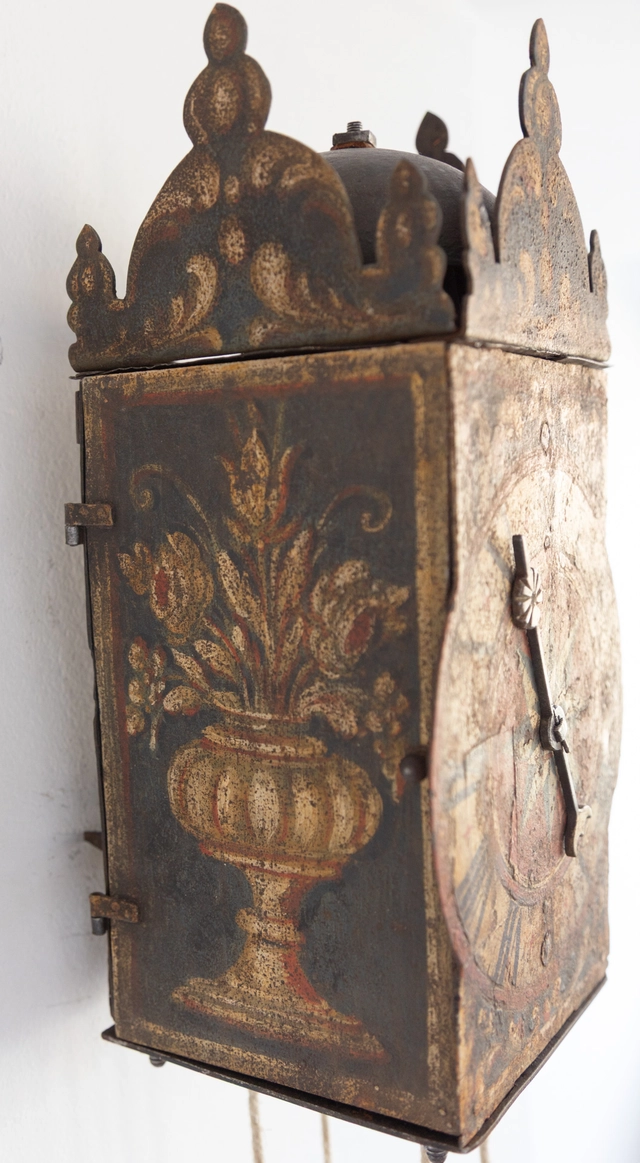 Renaissance Eisenuhr, polychrome renaissance ijzeren wandklok met balans. Circa 1650, Zuid-Duitsland - afbeelding 4