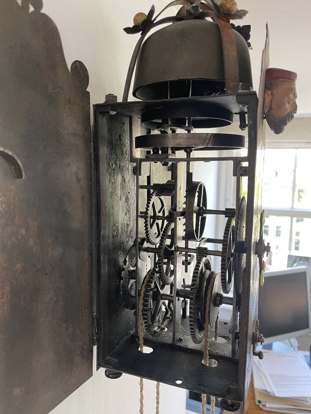 Renaissance Eisenuhr with automaton, so-called Schnapper circa 1600 - image 3