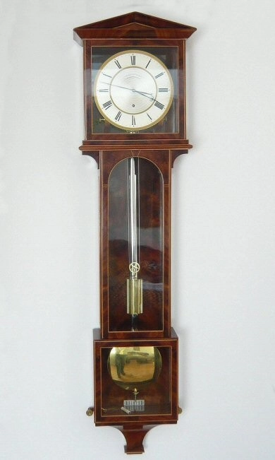 Elegante Wiener Regulator-Pendeluhr, 'Ph. Happacher in Wien', 1 Monat, ca. 1820. - image 1