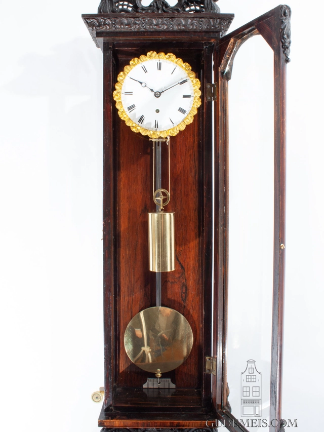 A small Austrian Neo Gothic wall clock, circa 1850. - afbeelding 4