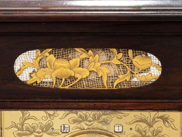 Une horloge de table japonaise avec carillon et calendrier, Makura-Dokei, vers 1840. - afbeelding 8