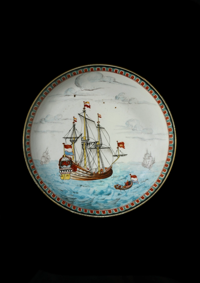 Chine-de-Commande bord met VOC-schip 'Zeeland'