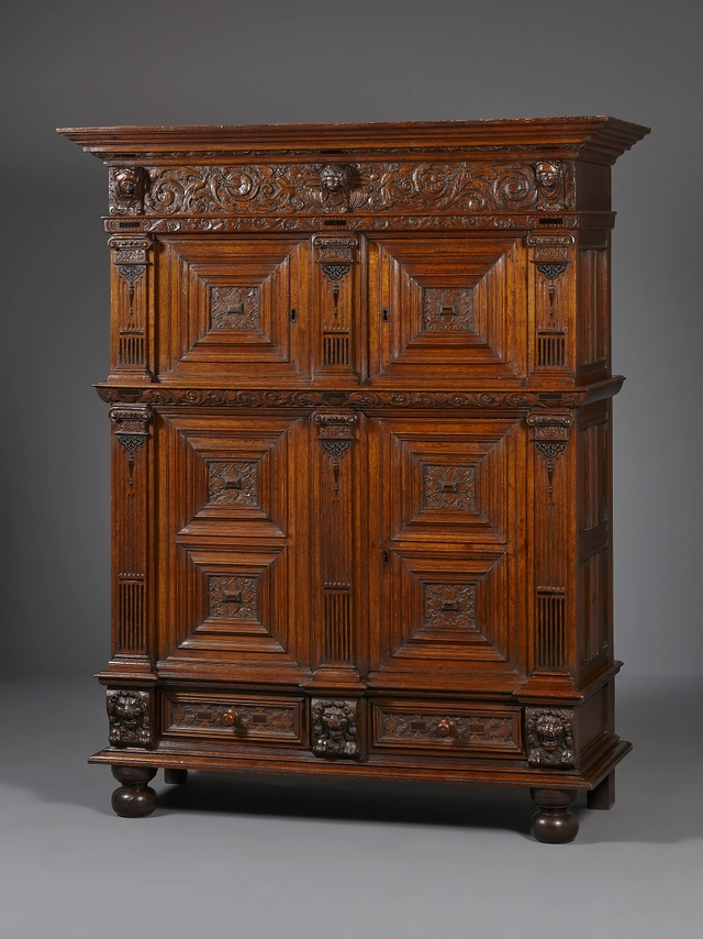 Hollandse Renaissance vierdeurs kast