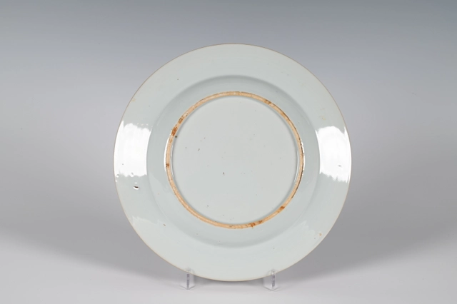 Een set van zes Chinese porseleinen Imari borden - afbeelding 3