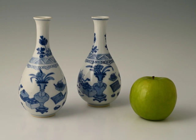 Quelques petits vases en porcelaine chinoise - afbeelding 2