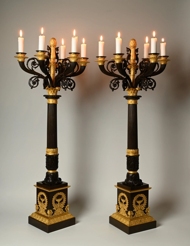 Een stel Empire kandelaars - afbeelding 2