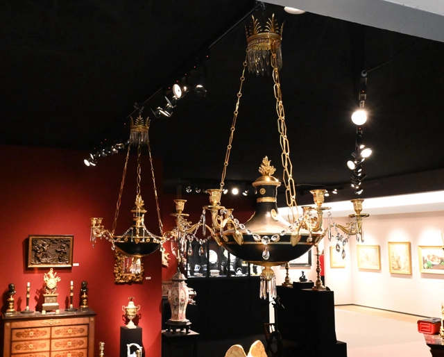 Zwei seltene russische Empire Discus-Kronleuchter - afbeelding 3