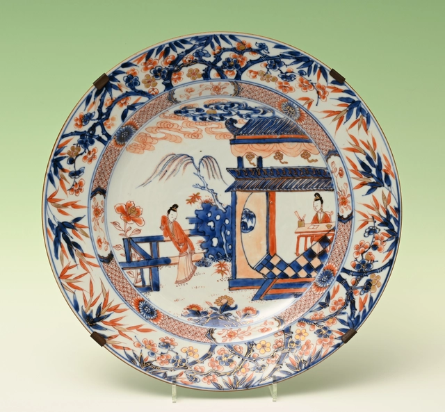 Een paar Chinees porseleinen Imari Schotels. - afbeelding 4