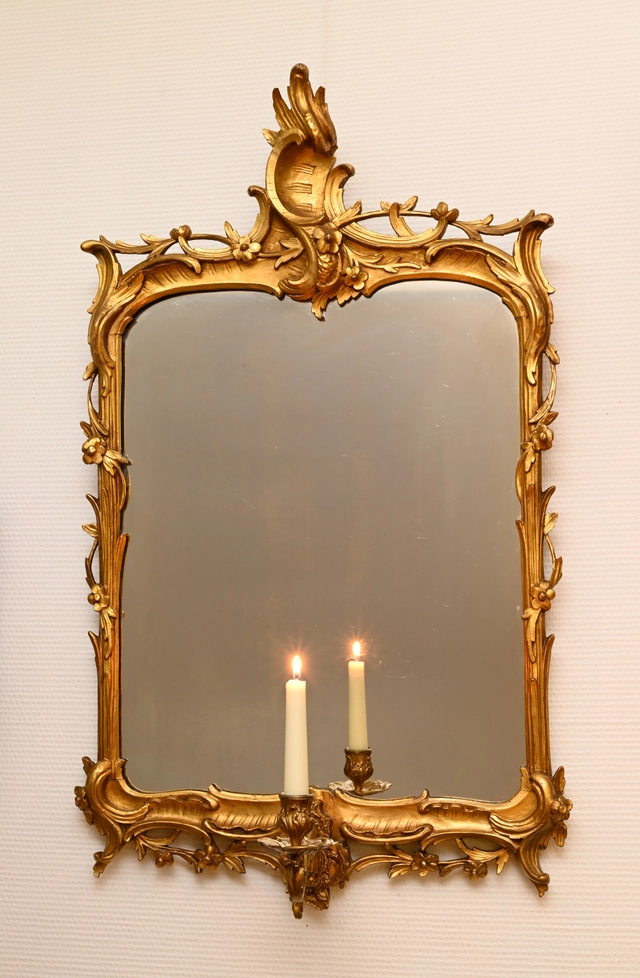 Een Hollands Rococo spiegeltje - afbeelding 1