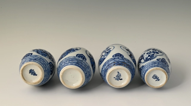 Four Chinese porcelain liquor casks - image 6