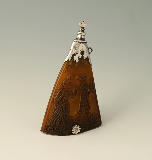 Un cor de poudre hollandais du 17ème siècle avec une image érotique. - image 3