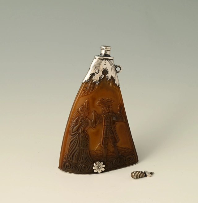 Un cor de poudre hollandais du 17ème siècle avec une image érotique. - image 8