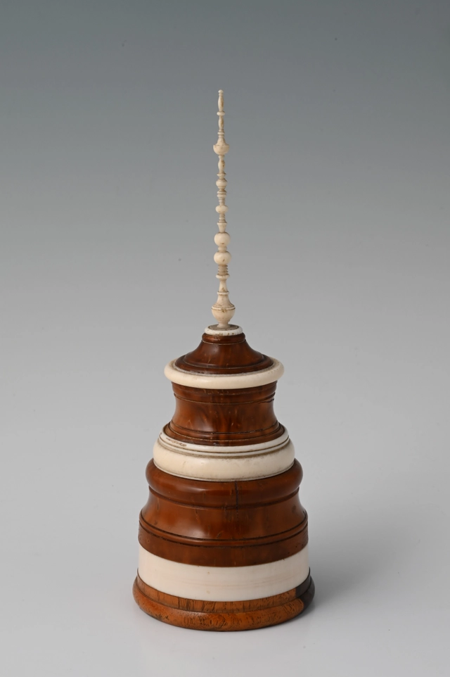 Une petite pièce décorative - image 1