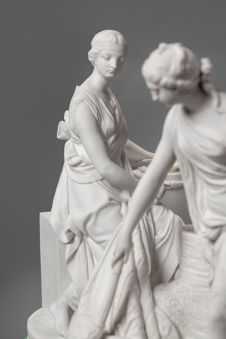 A pair of biscuit porcelain figures, Justice and Peace by Dihl et Guérhard, Paris - image 3