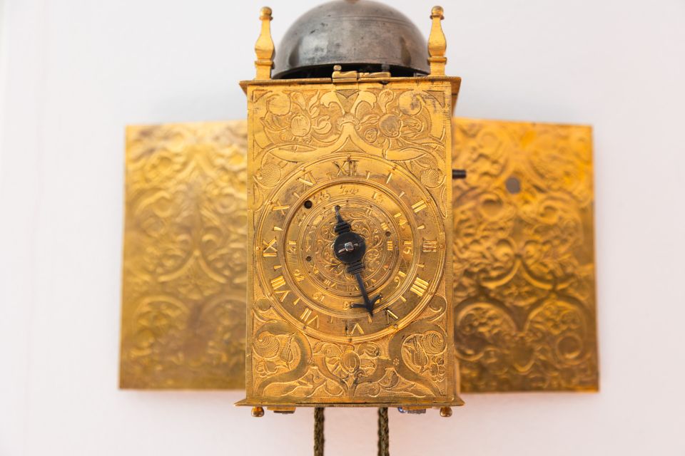 Een uniek miniatuur renaissance wandklokje, Zuid Duits, ca. 1600. - afbeelding 4